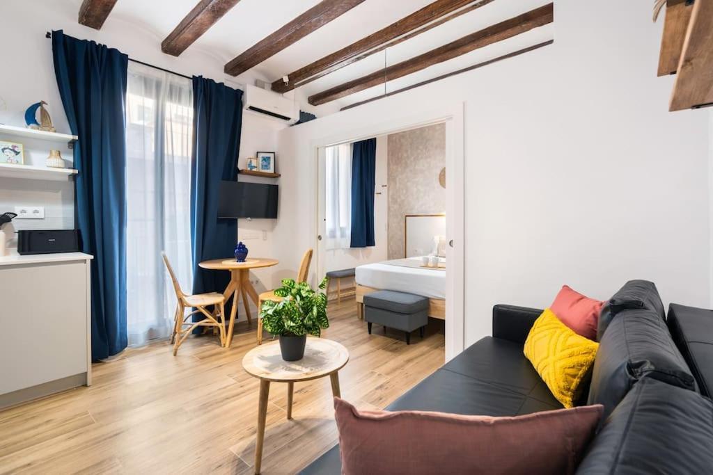 Apartment Almirall 32