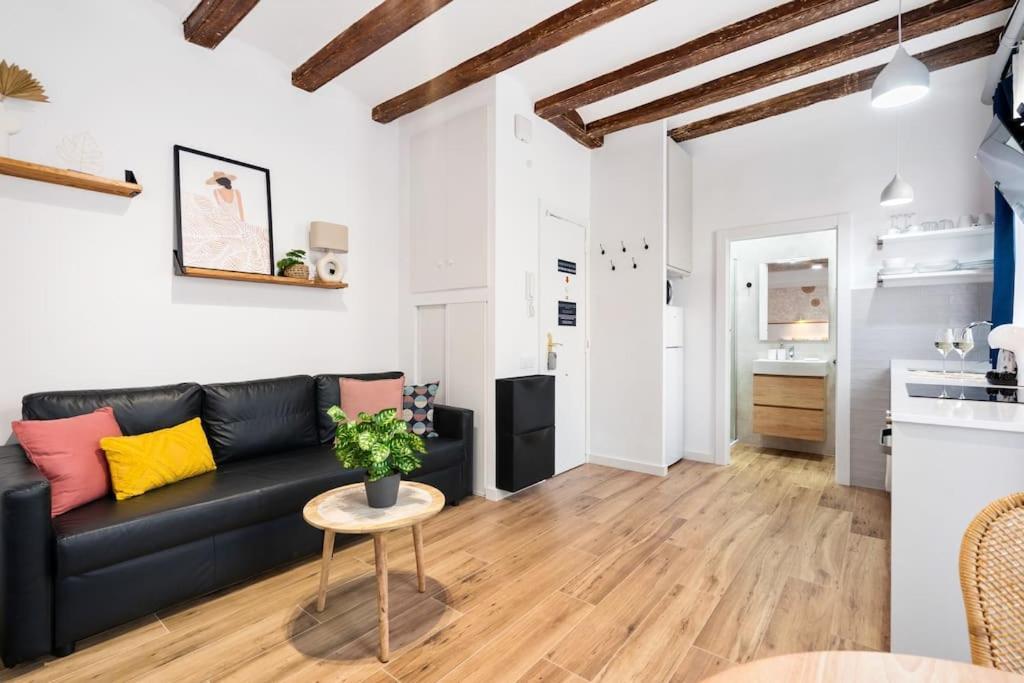 Almirall 32 Apartment Barcelona